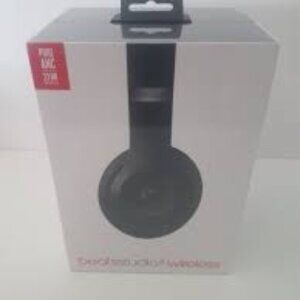 Beats Studio 3 Over-Ear Headphones – Shadow Gray – Excellent Condition